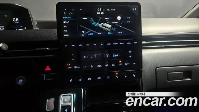 Hyundai Staria 2022 — Фото 15/20
