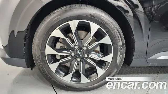 Kia Carnival 2021 — Photo 5/20
