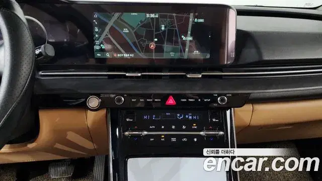 Kia Carnival 2021 — Photo 14/20
