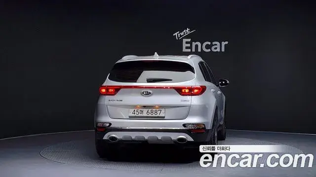 Kia Sportage The Bold 2019 — ფოტო 18/20