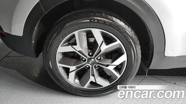 Kia Sportage The Bold 2019 — ფოტო 11/20