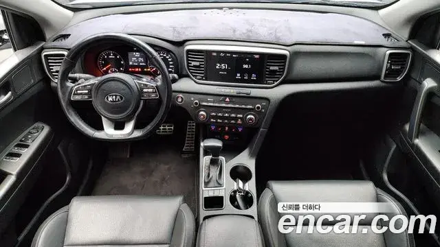 Kia Sportage The Bold 2019 — ფოტო 2/20