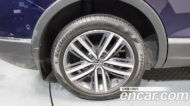 Volkswagen Tiguan Allspace 2023 — Şəkil 8/20