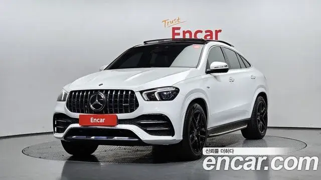 Mercedes-Benz GLE-Class 2021 — Photo 18/20