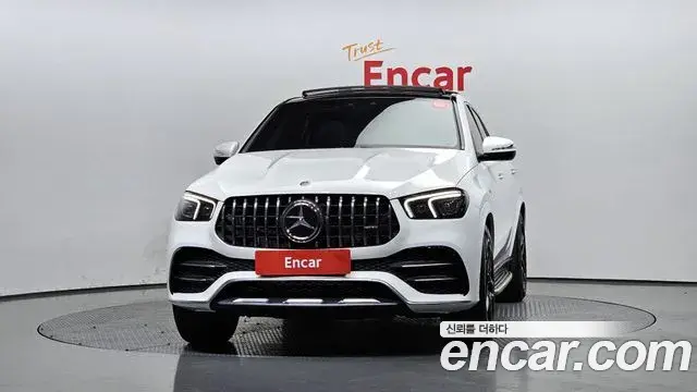 Mercedes-Benz GLE-Class 2021 — Photo 13/20