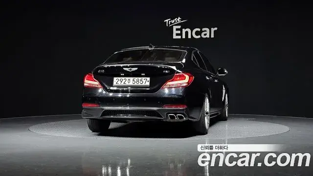 Genesis G70 2020 — Şəkil 11/20