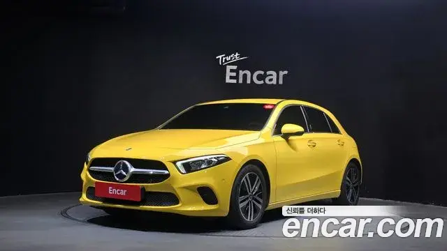 Mercedes-Benz A-Class 2022 — Photo 6/20