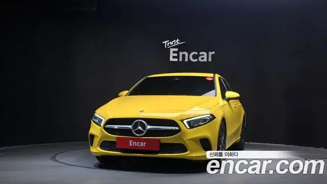 Mercedes-Benz A-Class 2022 — Photo 18/20