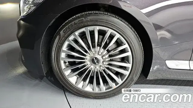 Kia The K9 2019 — ფოტო 17/20