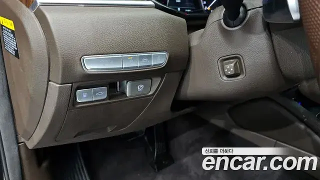 Kia The K9 2019 — ფოტო 5/20