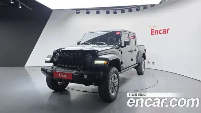 Jeep Gladiator 2022 — Photo 19/20