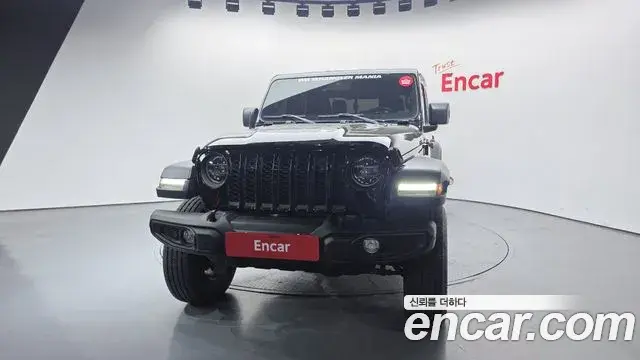 Jeep Gladiator 2022 — Photo 10/20