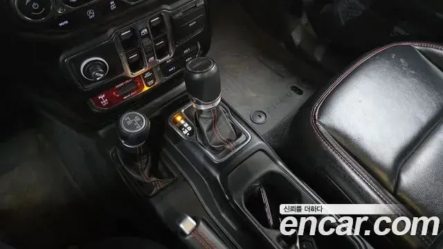 Jeep Gladiator 2022 — Photo 12/20