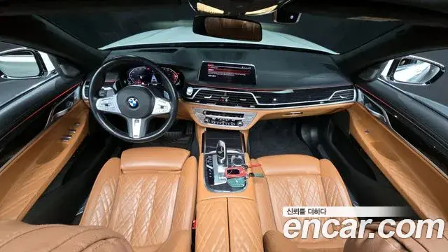 BMW 7 Series 2021 — ფოტო 10/20