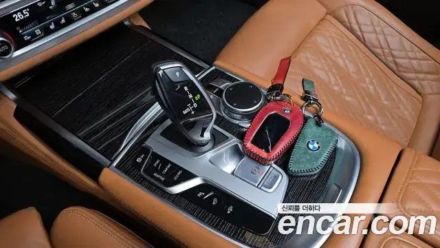 BMW 7 Series 2021 — ფოტო 3/20