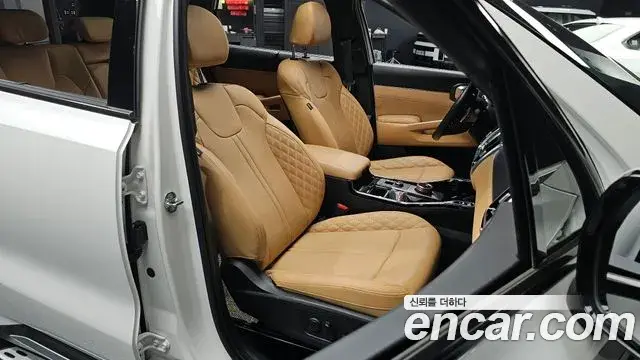 Kia Sorento 2023 — Şəkil 14/20