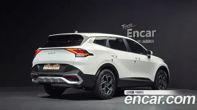 Kia Sportage 2022 — Фото 2/20