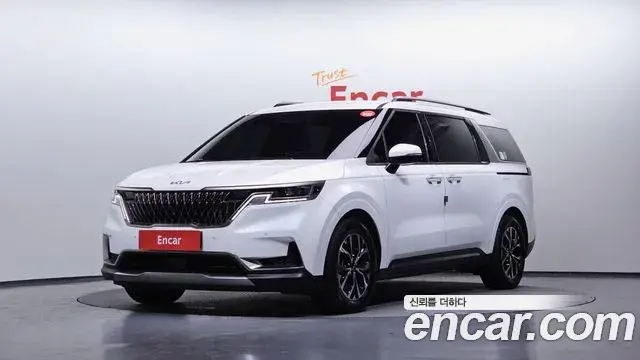 Kia Carnival 2022 — Фото 1/20