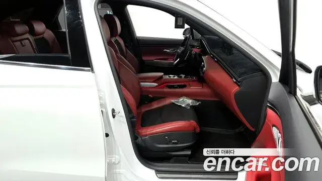 Genesis GV70 2021 — ფოტო 9/20