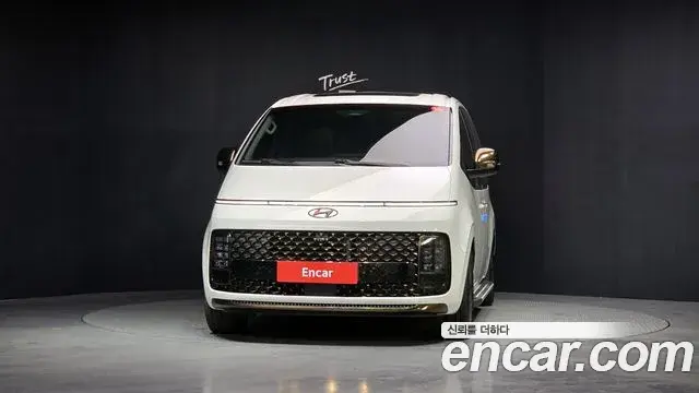 Hyundai Staria 2023 — Şəkil 10/20