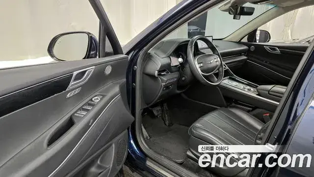 Genesis GV80 2020 — ფოტო 7/20