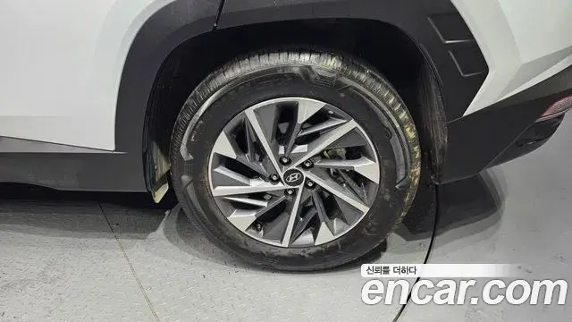 Hyundai Tucson Hybrid 2023 — Şəkil 10/20
