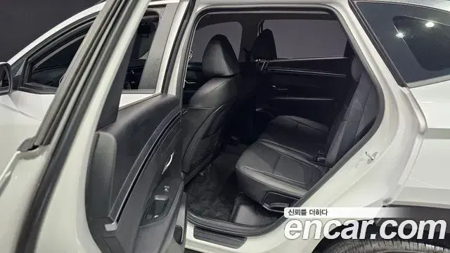 Hyundai Tucson Hybrid 2023 — Şəkil 18/20