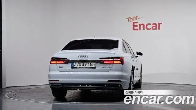Audi A6 2022 — ფოტო 15/20