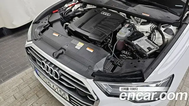 Audi A6 2022 — ფოტო 4/20