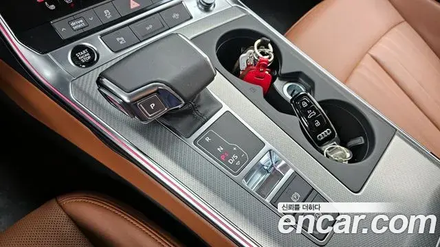 Audi A6 2022 — ფოტო 18/20