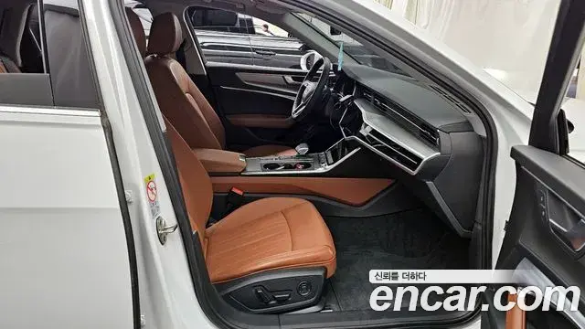 Audi A6 2022 — ფოტო 7/20
