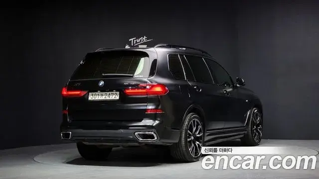 BMW X7 2019 — ფოტო 5/20