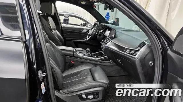 BMW X7 2019 — ფოტო 10/20