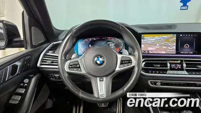 BMW X7 2019 — ფოტო 8/20