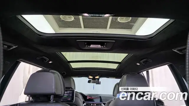 BMW X7 2019 — ფოტო 16/20