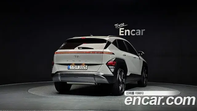 Hyundai Kona Hybrid 2023 — ფოტო 3/20