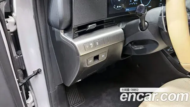 Hyundai Kona Hybrid 2023 — ფოტო 9/20