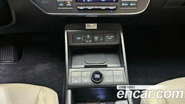 Hyundai Kona Hybrid 2023 — ფოტო 5/20