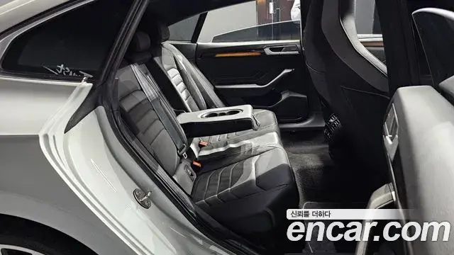 Volkswagen Arteon 2022 — ფოტო 4/20