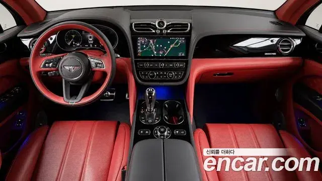 Bentley Bentayga 2023 — ფოტო 14/20