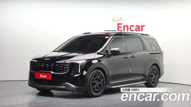 Kia Carnival 2023 — ფოტო 10/20