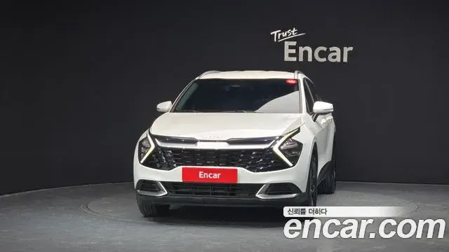 Kia Sportage 2021 — Фото 3/20