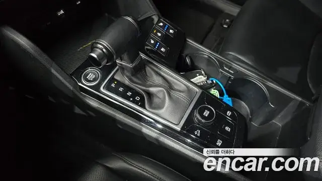 Kia Sportage 2021 — Фото 9/20