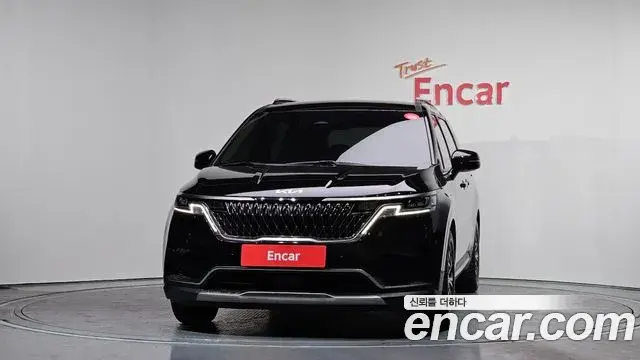 Kia Carnival 2023 — Photo 2/20