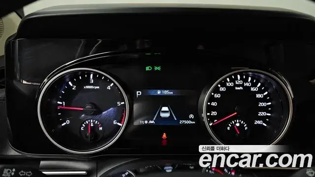 Kia Carnival 2023 — Photo 6/20