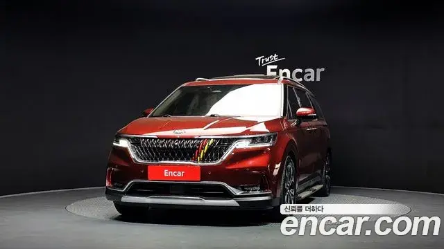 Kia Carnival 2020 — Фото 3/20