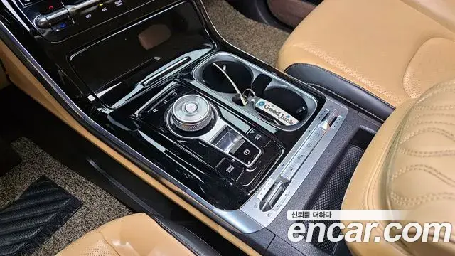 Kia Carnival 2020 — Фото 9/20