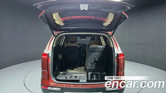 Kia Carnival 2020 — Фото 20/20