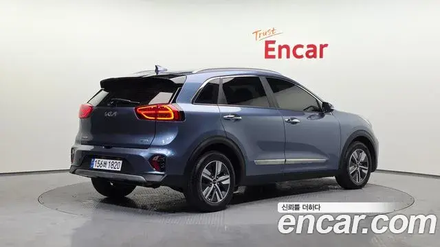 Kia Niro 2021 — Photo 2/20