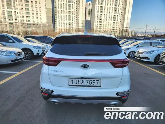 Kia Sportage The Bold 2020 — Photo 9/20